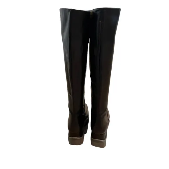 Paloma Barcelo Black Tall Leather Platfrom Boots Women's Size 35 NWOT