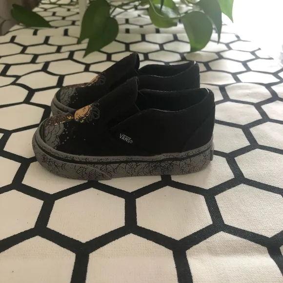 Peanuts Pigpen slip on shoes