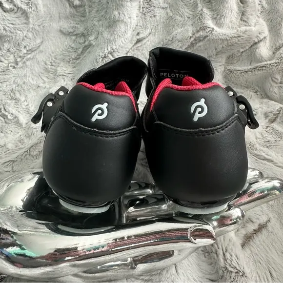 🚴🏻‍♀️Peloton Cycling Shoes🚴🏻‍♀️
