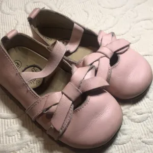 Pink leather spring Easter little love bugs girls Shoes with Bow