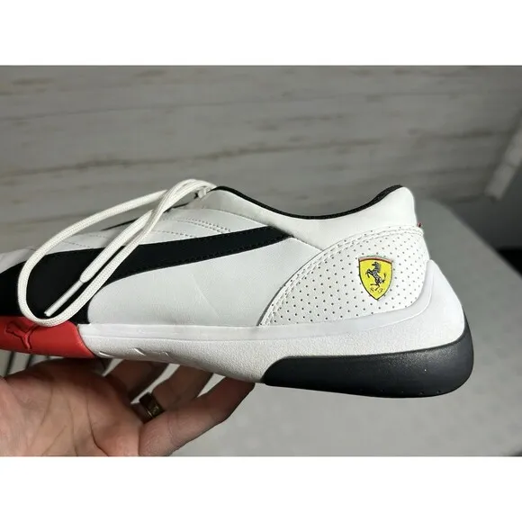 Puma Ferrari Kart Cat III Sneakers Driving Shoes White Black 306219-03 10.5 Mens