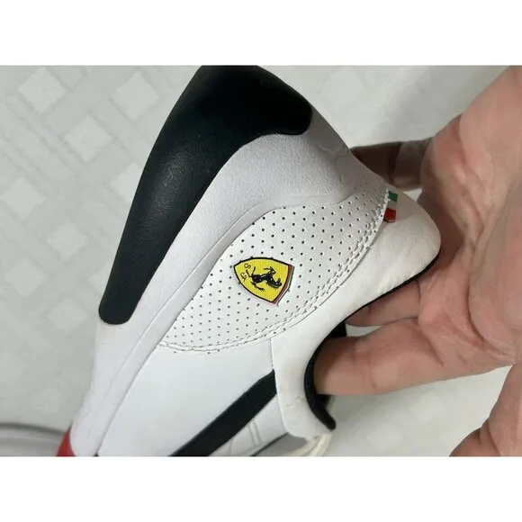 Puma Ferrari Kart Cat III Sneakers Driving Shoes White Black 306219-03 10.5 Mens