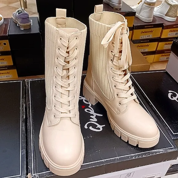 QUPID Renley-03 Ribbed Combat Military Lace-Up Ankle Booties NWT