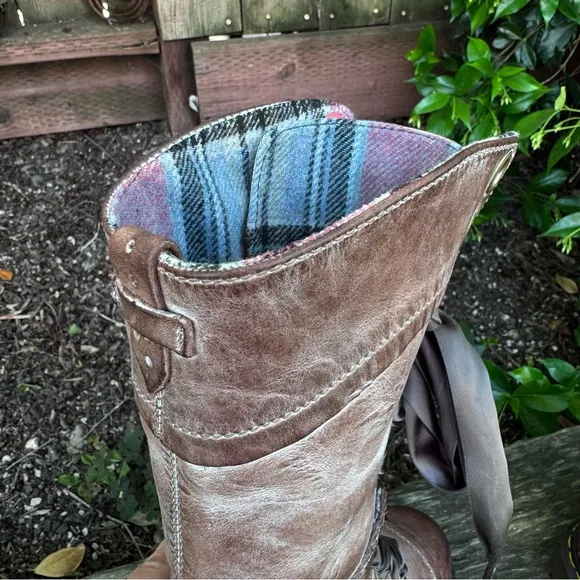 RARE Dr. Martens Triumph Brown Massai Plaid Tall Boots Size 7 US / 5 UK.
