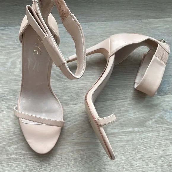 RAYE Henley Heel Shoes in Nude size 8