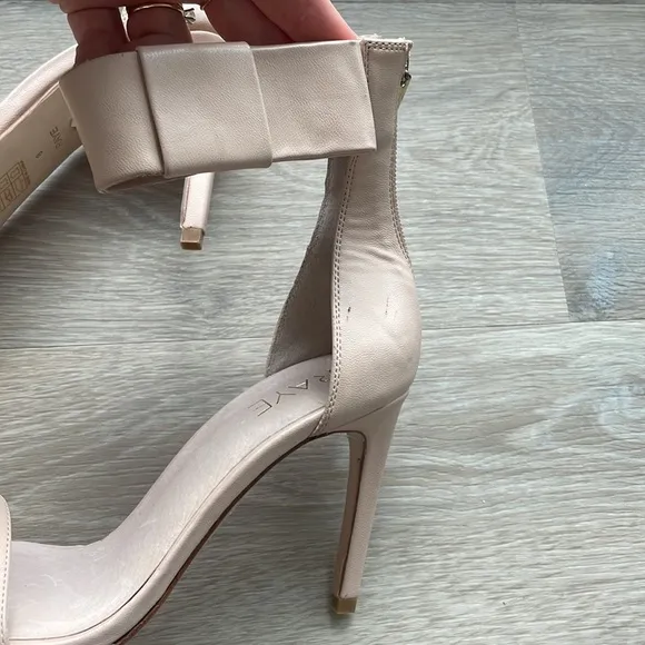RAYE Henley Heel Shoes in Nude size 8
