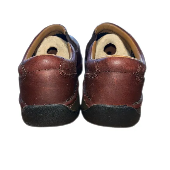 Red Wing 2322 Womens size 8 Red Brown Leather Slip On Steel Toe Work Safety Shoe
