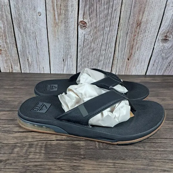 REEF Fanning Bottle Opener Flip Flop Men's Sz 8 Black (NWT)