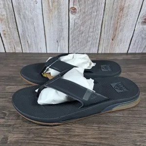 REEF Fanning Bottle Opener Flip Flop Men's Sz 8 Black (NWT)