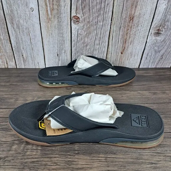 REEF Fanning Bottle Opener Flip Flop Men's Sz 8 Black (NWT)