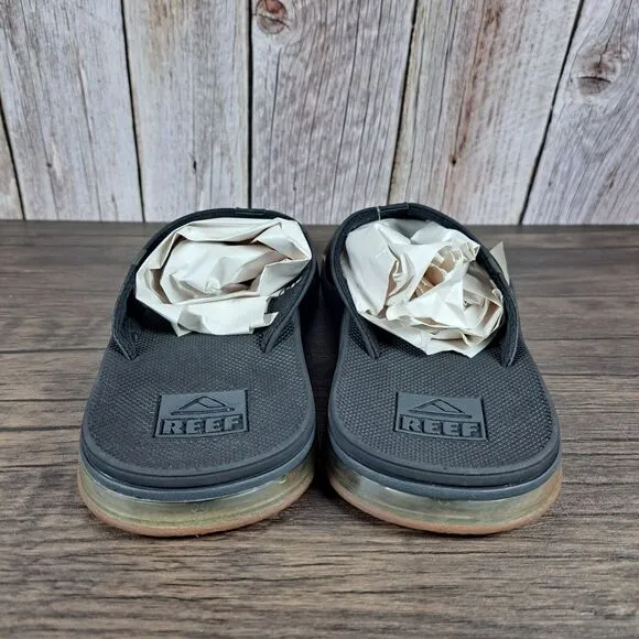REEF Fanning Bottle Opener Flip Flop Men's Sz 8 Black (NWT)