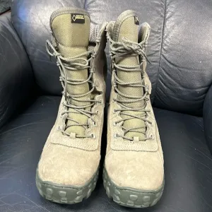 Rocky Gore-Tex footwear size 5.5
