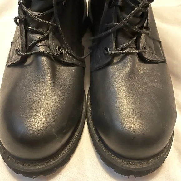 Rocky insulted military black leather boots