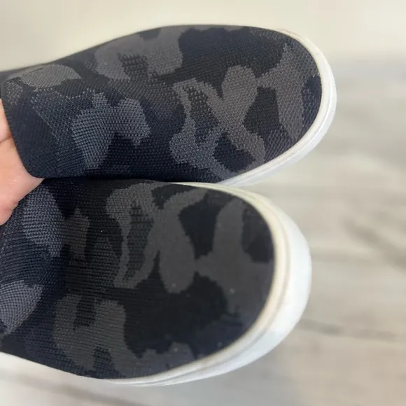 Rothys Camo City Slip On Sneaker Size 10