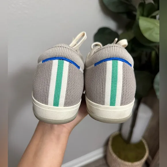 Rothy’s The Lace Up Sneakers in Vintage Gray