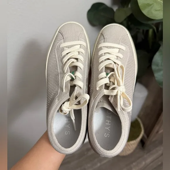 Rothy’s The Lace Up Sneakers in Vintage Gray