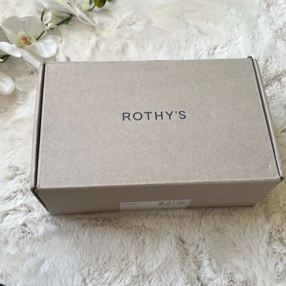 Rothy’s The Original Slip On Sneaker Sand Size 9