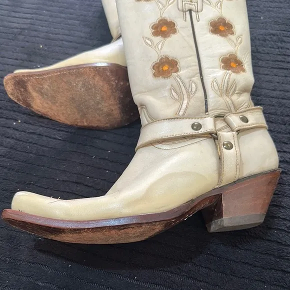 Rudel Embroidered Floral Cream Western Boots Size 6B Snip Toe 12” Preowned