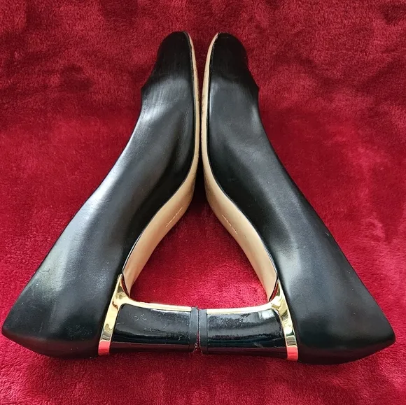 Salvatore Ferragamo Women's Black Leather Round Toe Pumps-Size 10B