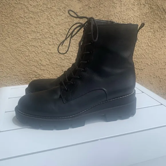 Sam Edelman black leather military combat platform shoelaces boots size 9.5