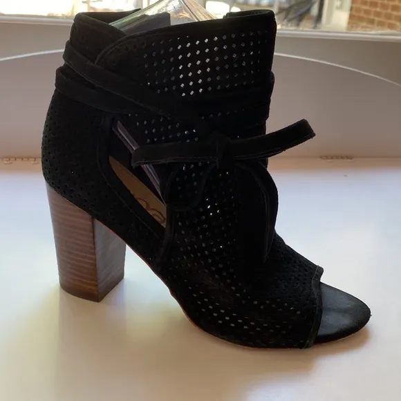 Sam Edelman Ellery Block Heel Suede Sandal Heels Shoes Perforated Leather Bootie