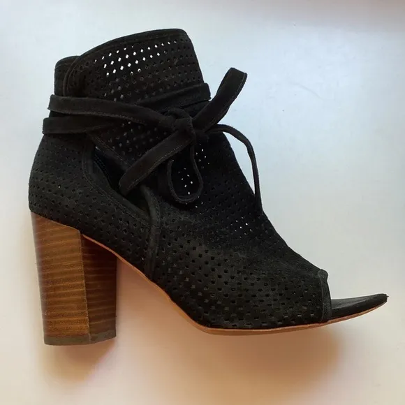 Sam Edelman Ellery Block Heel Suede Sandal Heels Shoes Perforated Leather Bootie