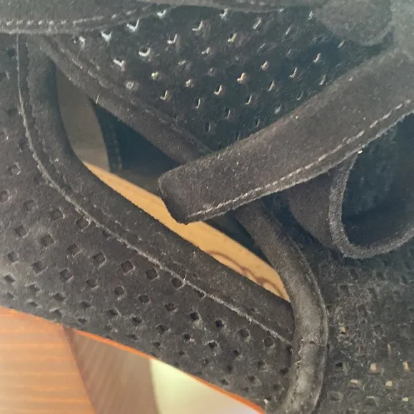 Sam Edelman Ellery Block Heel Suede Sandal Heels Shoes Perforated Leather Bootie