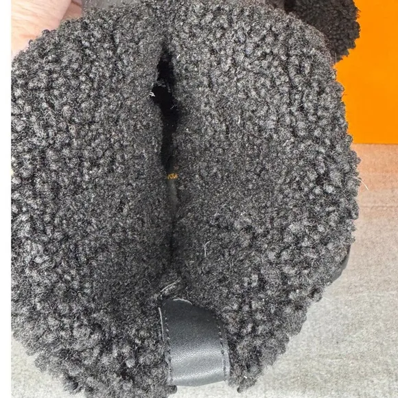 Sam Edelman Ozie Faux Sherling Winter Black Ankle Boot 9.5