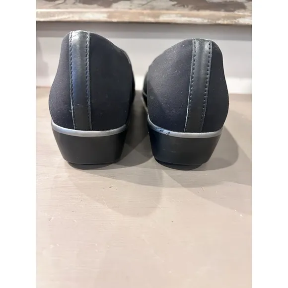 SAS Bliss Slip On Wedge Black Fabric Shoes Loafers Tripad Comfort Womens Sz 10