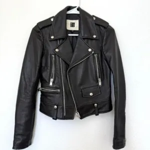 SELECTIZM Leather Moto Jacket Black Asymmetrical Zip Silver Hardware Women 44