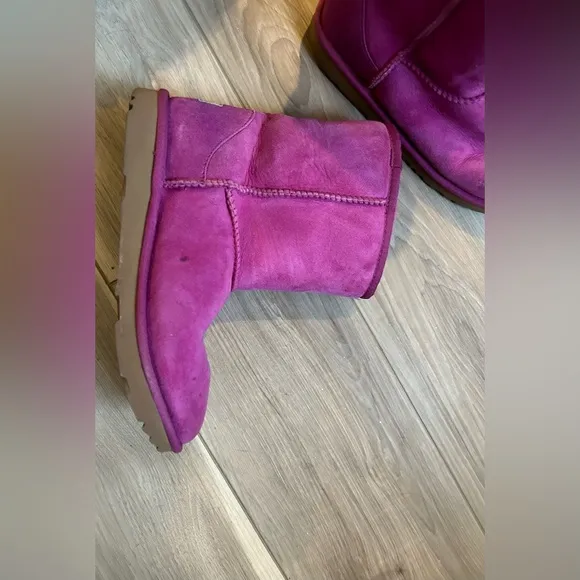 Short Purple Ugg boots