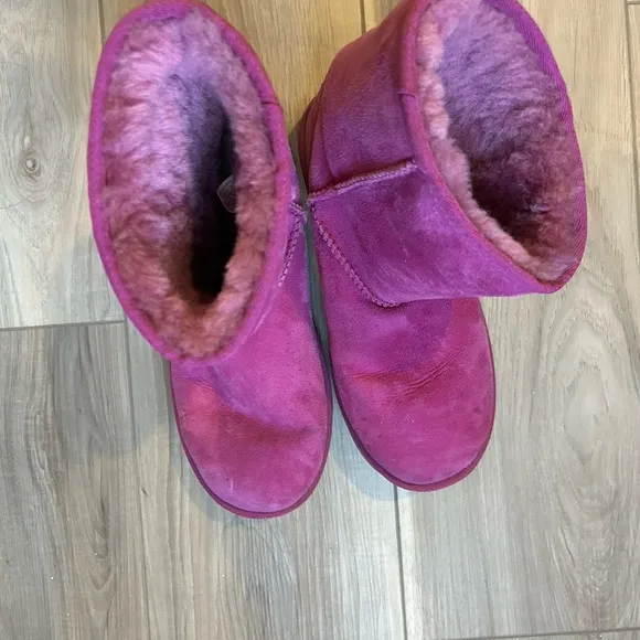 Short Purple Ugg boots