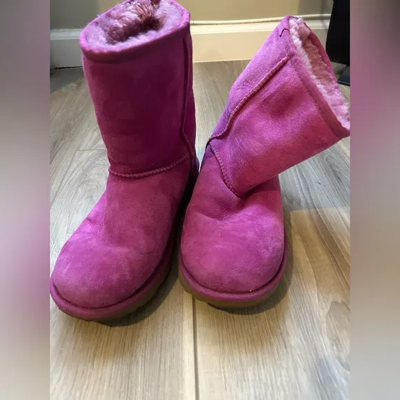 Short Purple Ugg boots