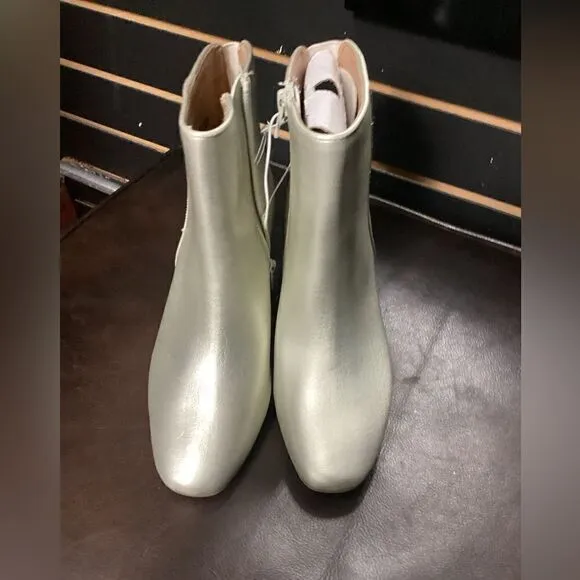 Short boot
