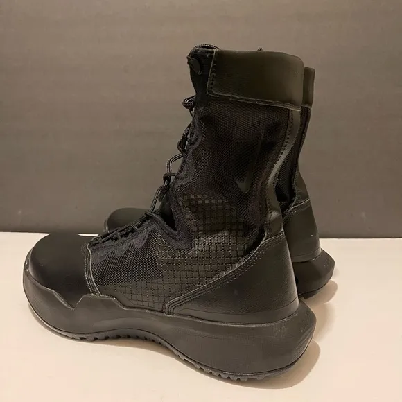 Size 10 Men’s Nike Triple Black Military Boots SFB New
