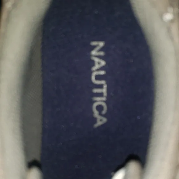 Size 9 New Nautica Men's Gray Casual Canvas Sneakers Hull