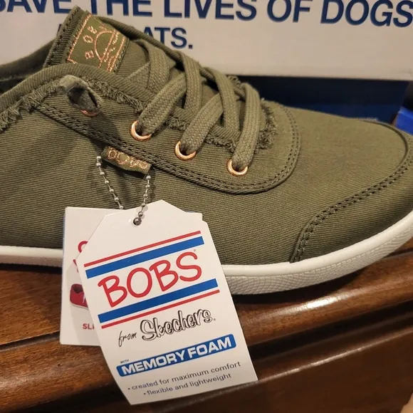 Skechers Bobs B Cute Gre3n Women's Size 9.5 Shoes Green Slip On Sneaker NEW