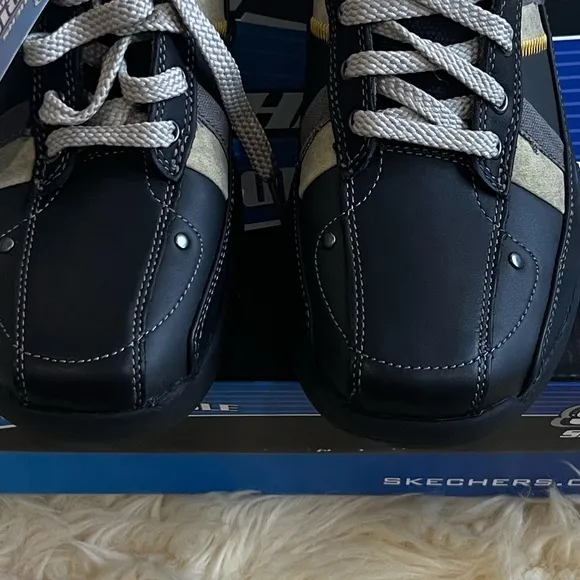 SKECHERS MEN SHOES