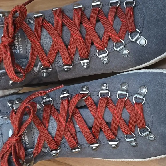 SOREL Gray Waterproof Out And About  Women's Shoes size 10.5 US