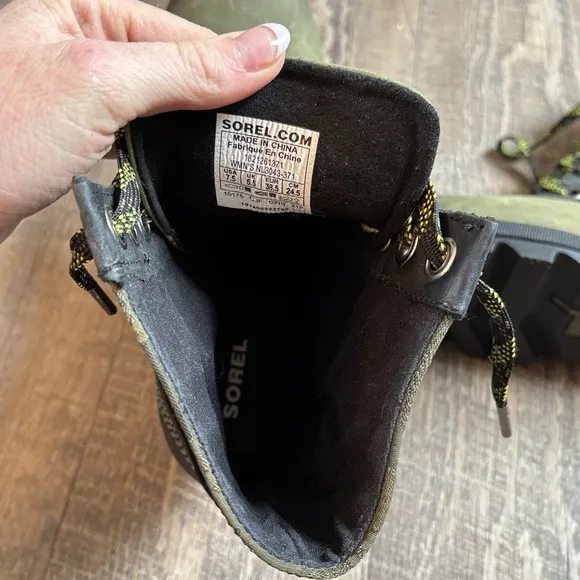 Sorel Green and Black Combat Moto Boots with Lace-Up Design
