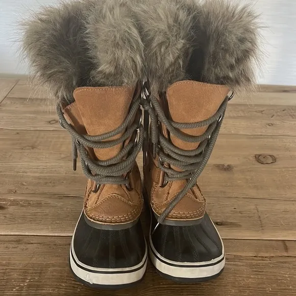 Sorel Joan of Ark Tall Boots Size 5