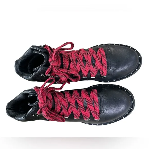 Sorel Lennox Hiker Bootie. Women's size 7.5