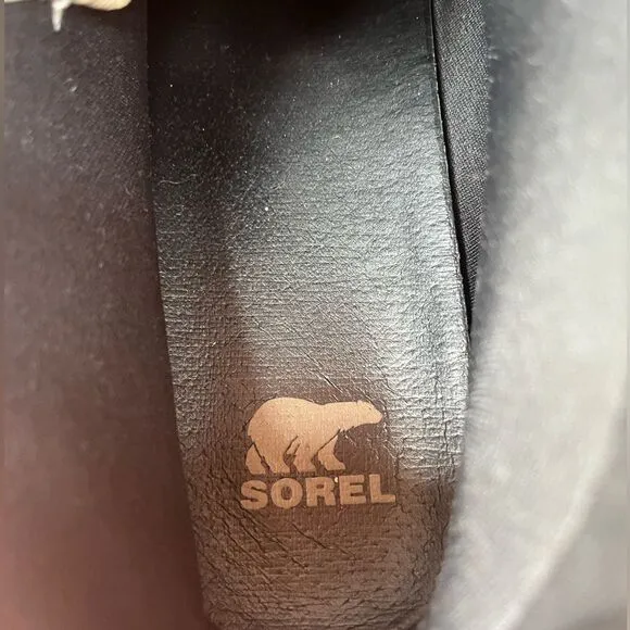 Sorel light brown ankle leather heavy duty boots, great condition, size 13.