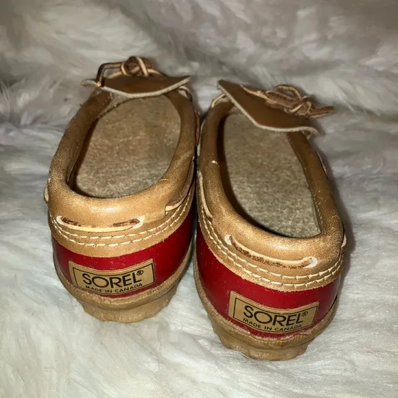 Sorel Low Duck Boots Women’s Red Chinook Waterproof Winter Snow Shoes