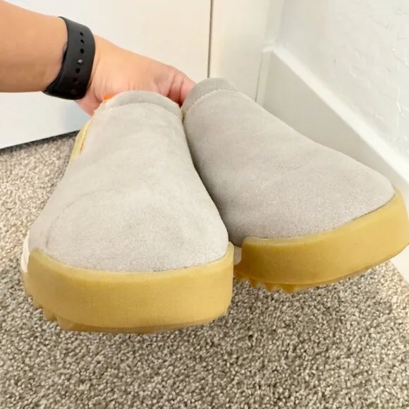 Sorel Ona Waterproof Insulated Slip On Shoes Suede Comfort Winter Womens Size 11