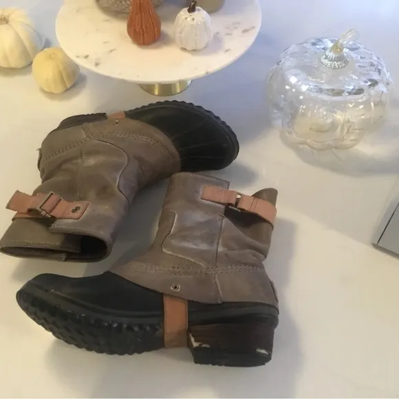 Sorel Slimpack Short Riding Boots Size:9