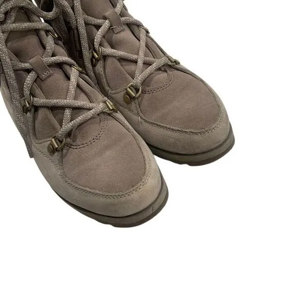 SOREL Sneakchic Alpine Boots (Sz 39)