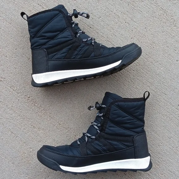 Sorel Whitney II Short Lace Up Black Waterpoof  Snow Boots Youth Sz 6