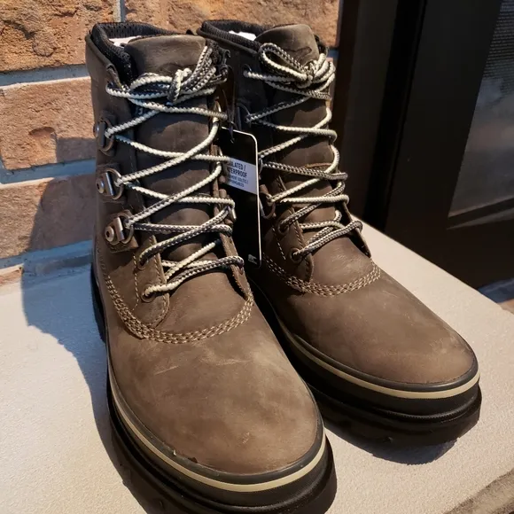 Sorel Women's Lennox Street Rain Boot — Waterproof Leather Boots Size 7.5