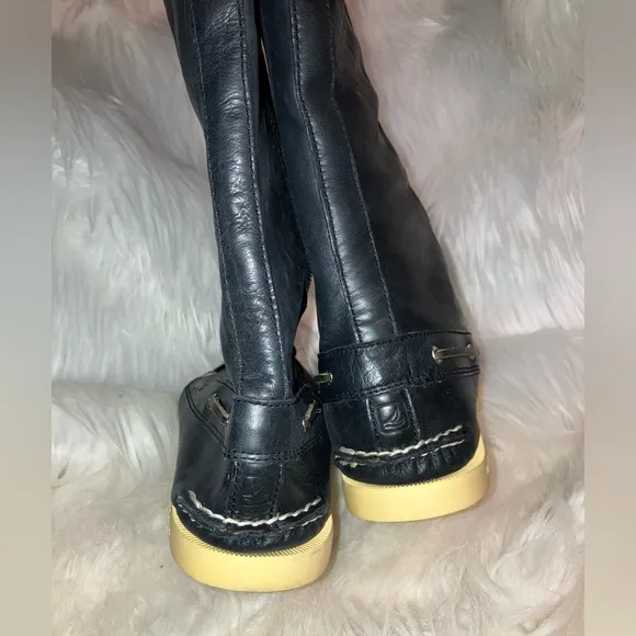 SPERRY TOPSIDER LACE UP BOOTS NWOT